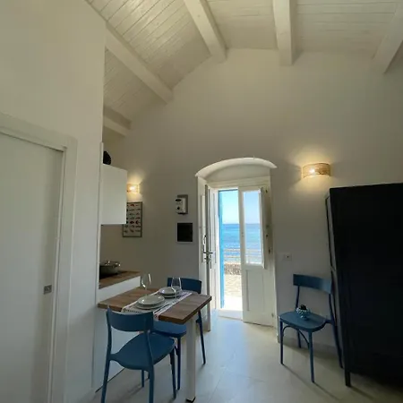 Casa Vacanze Verbamaris Portopalo Di Capo Passero Exterior photo